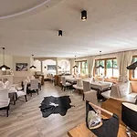 Moederle Sankt Leonhard im Pitztal