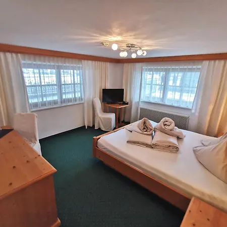 Möderle Sankt Leonhard im Pitztal