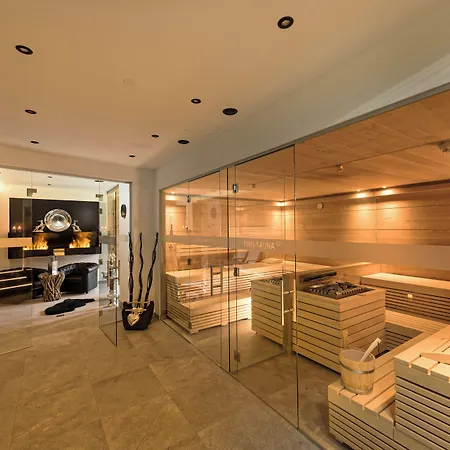 Moederle מלון 4*