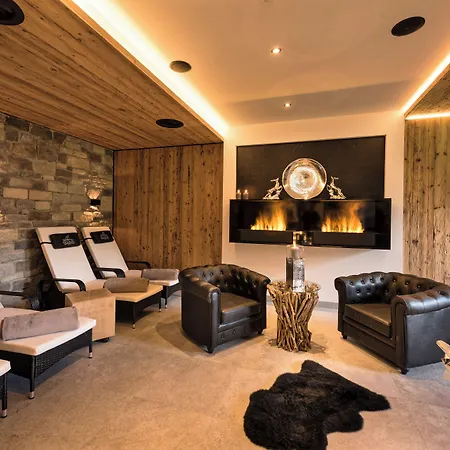 Hotel Moederle 4*