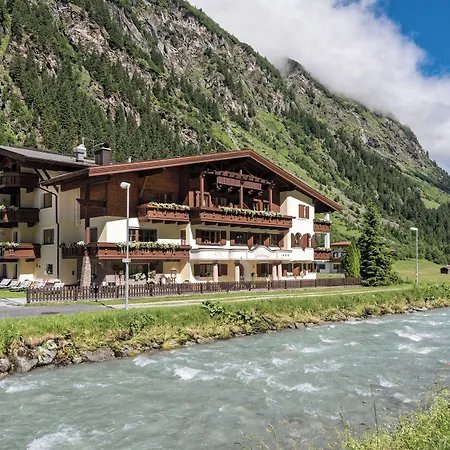 Moderle Hotel