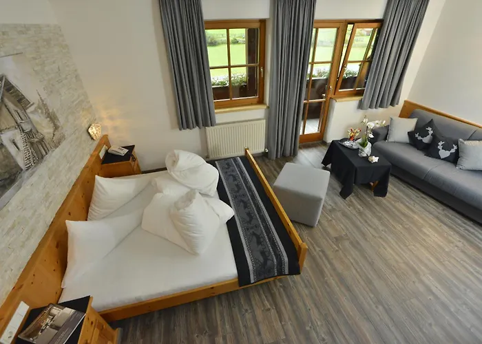 Moederle St. Leonhard im Pitztal