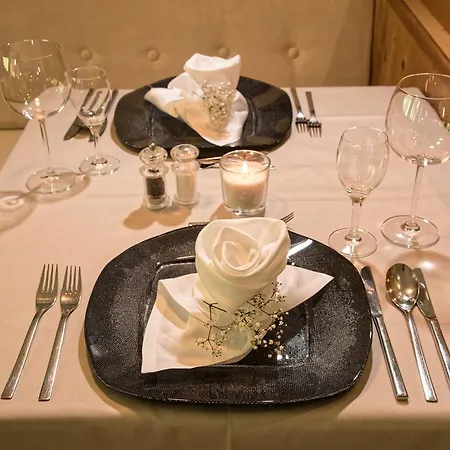 Hotel Moederle Sankt Leonhard im Pitztal